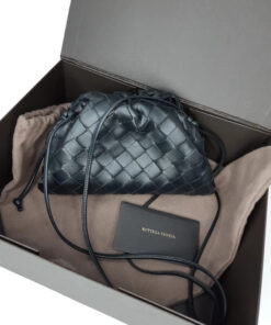 Intrecciato Leather Clutch Pouch