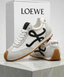 Classic Low Sneaker – Off White & Black