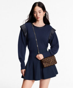 Chain Pochette Bag
