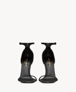 OPYUM Sandal in patent leather – Black