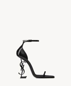 OPYUM Sandal in patent leather – Black